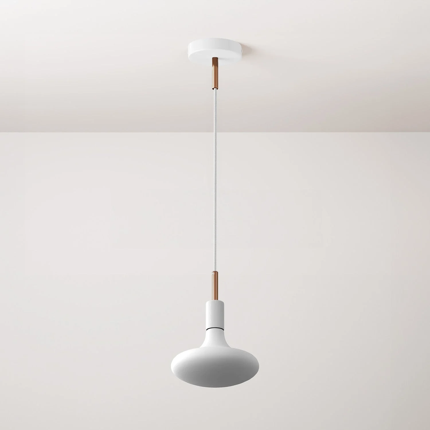 Hanglamp compleet met textiel strijkijzersnoer, metalen afwerkingen en trekontlaster van 7 cm - Wit
