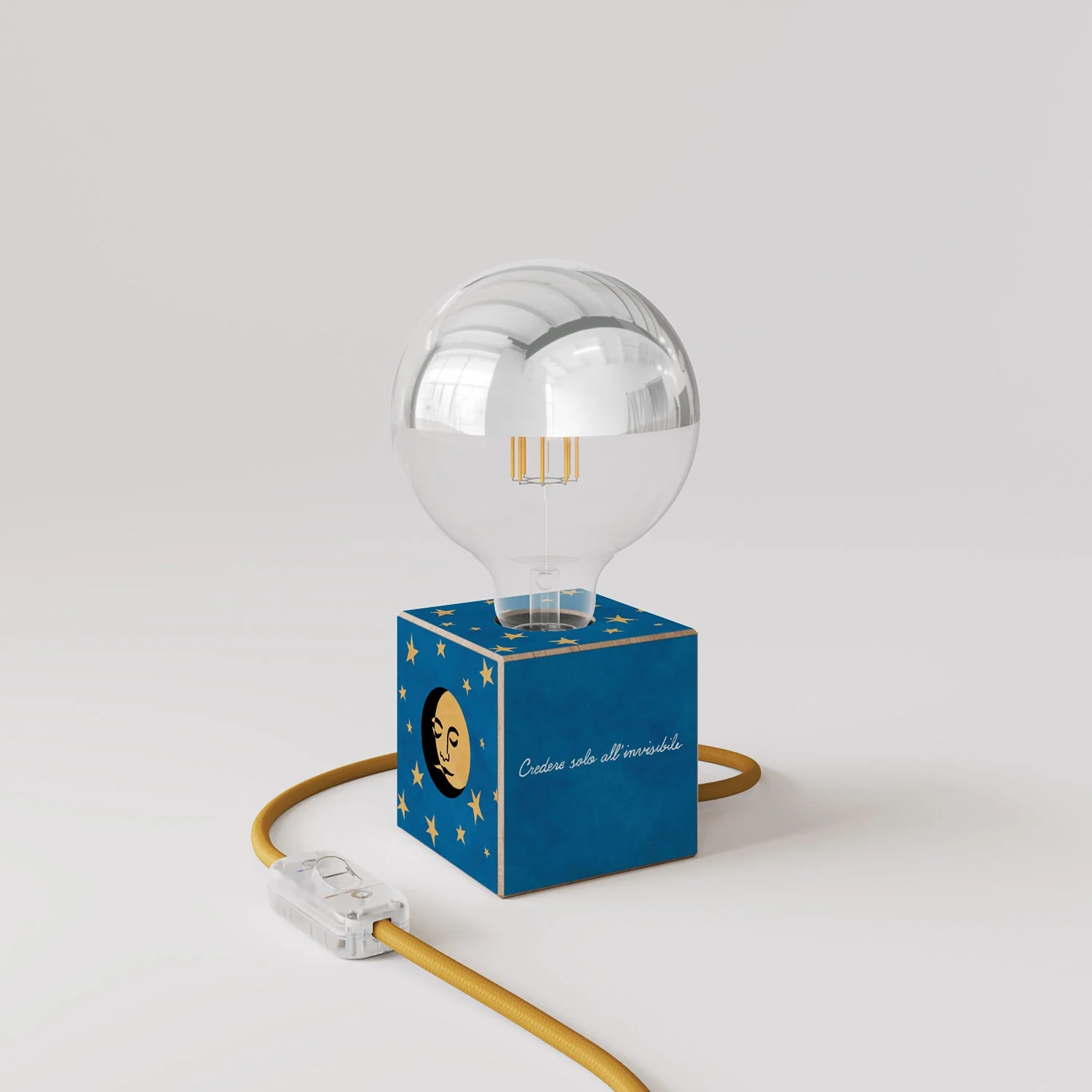 Cubetto tafellamp "La luna" met globe-lichtbron halve zilveren bol - Santomanifesto - Image 3