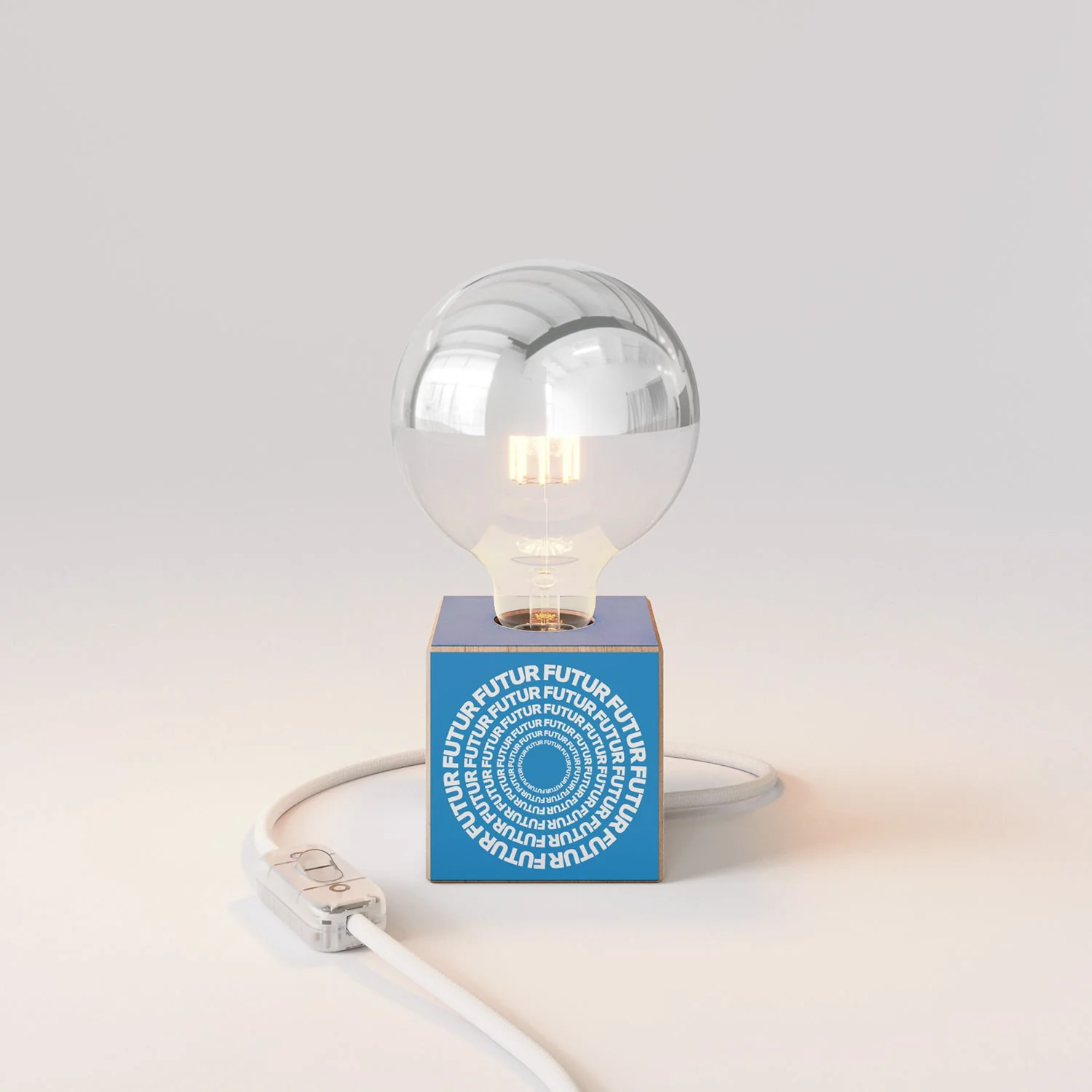 Tafellamp Cubetto "Futur" met globe-lichtbron halfrond zilver - Futur Festival - Image 4